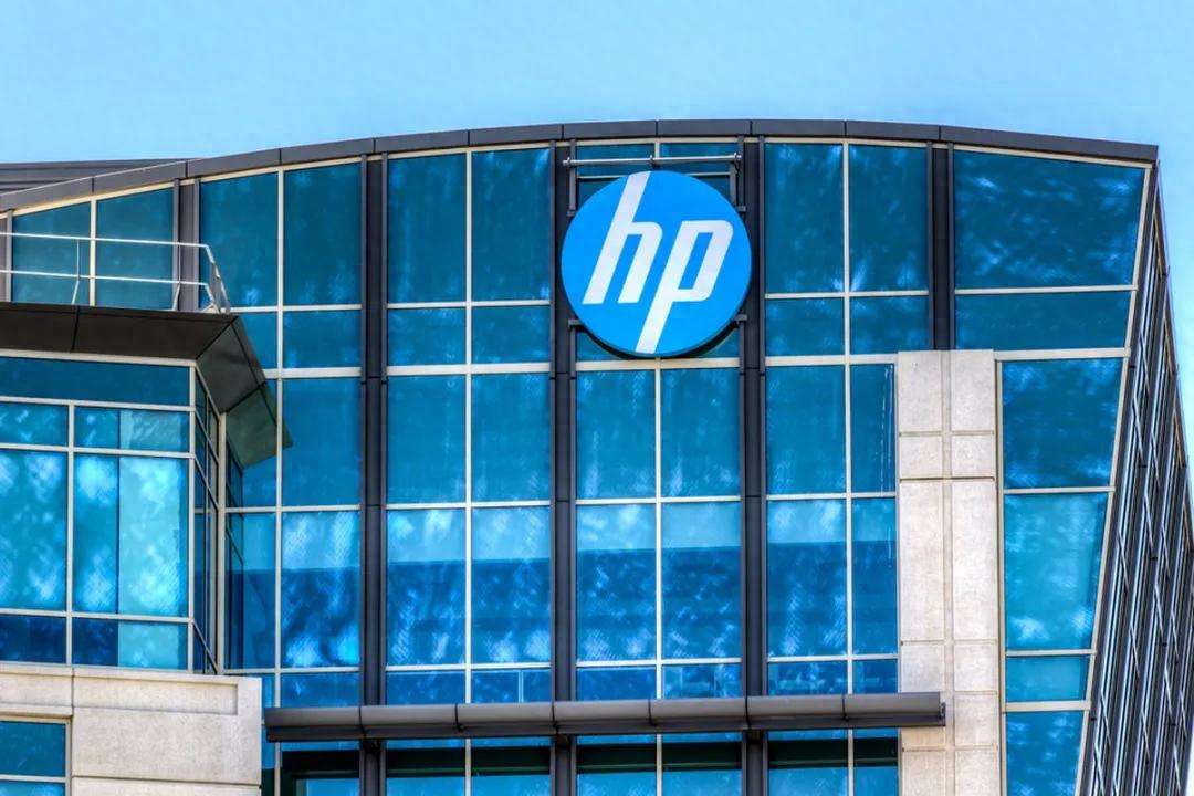 HP Grapples With Internal Issues, Market Downturn